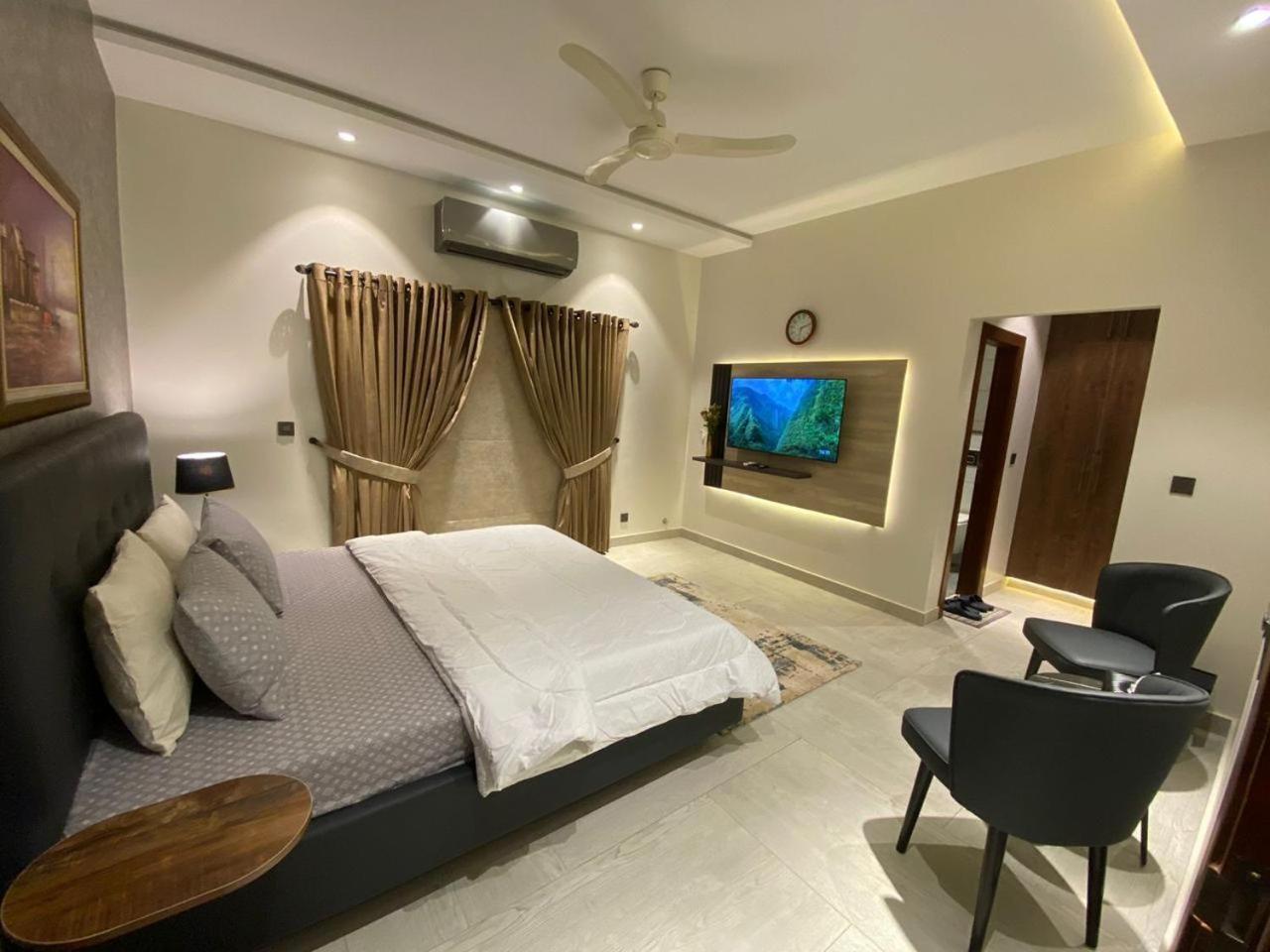 Firefly Retreat-Your Home Away From Home Равалпинди Екстериор снимка